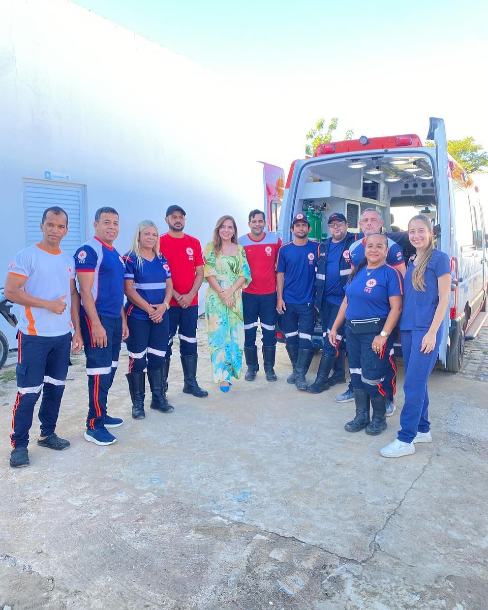 A Secretária Municipal de Saúde, por meio do SAMU 192 de Santa Maria da Vitória, realizou um treinamento com a equipe multidisciplinar do nosso Serviço de Atendimento Móvel de Urgência.