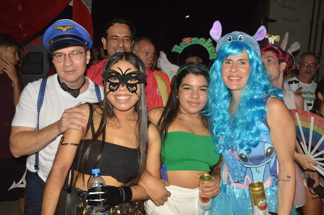 Mais uma edição do nosso tradicional Zé Pereira tomou as ruas da nossa cidade