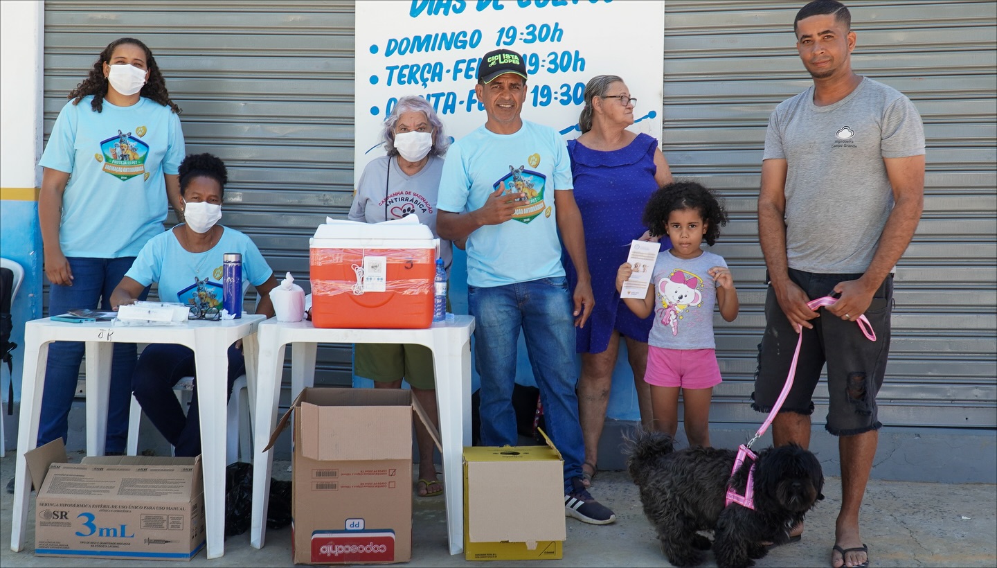 Neste sábado (20), realizamos o Dia D da Vacinação Antirrábica em diversos pontos da cidade.