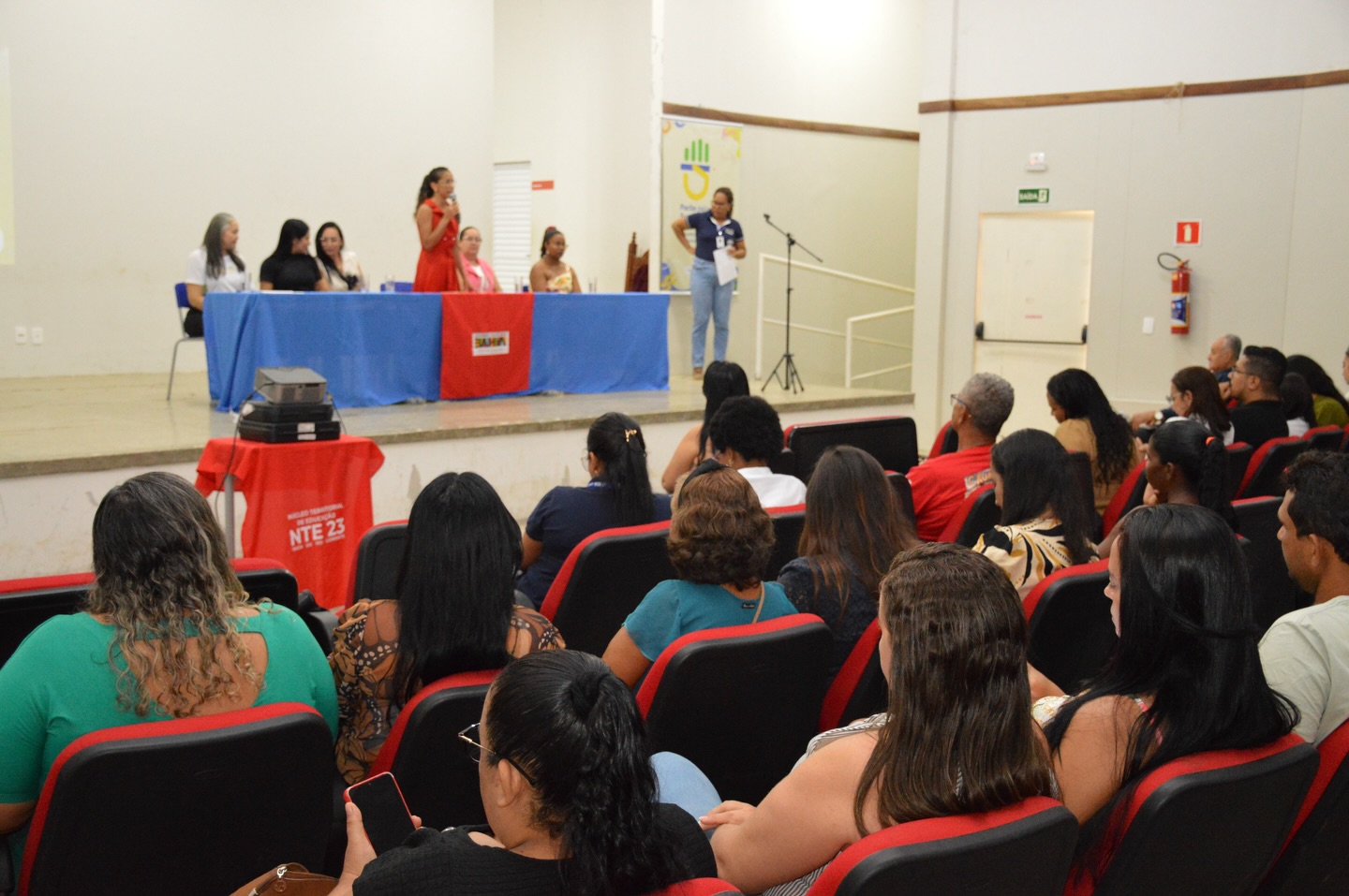 Fórum de Partilha da EJA – Território da Bacia do Rio Corrente